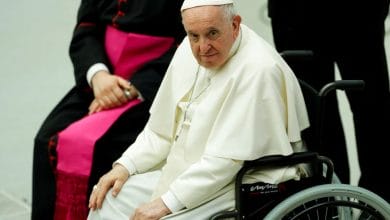 Pope apologises for having to cancel Africa trip