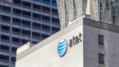 AT&T Falls After Barclays Cut to Equal Weight on Management Credibility Concerns