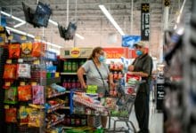 Walmart’s long-lasting challenge: luring budget shoppers back to its stores