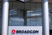 Broadcom forecasts upbeat revenue on strong data center, wireless demand