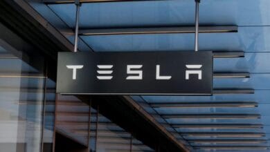Tesla battery bottleneck hinders Cybertruck deliveries
