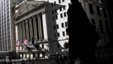 U.S. stocks fall amid investor concerns about banking sector