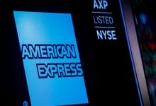 AmEx forecasts stronger earnings even as it builds bigger provisions