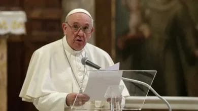 Pope declares need for equal conditions for women