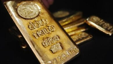 Gold prices move little ahead of U.S. GDP, inflation data