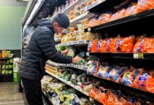 US consumer prices rise moderately; underlying inflation subsides