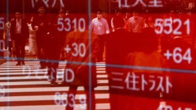 Asian stocks stutter ahead of Fed, frail yen in focus