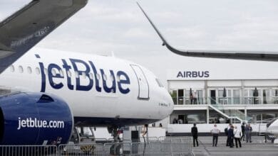 JetBlue narrows loss forecast on healthy travel demand, shares rise