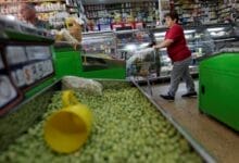 Colombia inflation forecast to slow in February